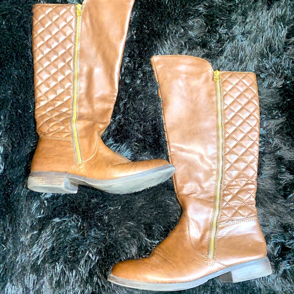 Brown knee high quilted riding boots flat heel size 9